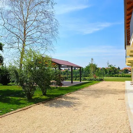 Alloggio per agriturismo Agriturismo Albina